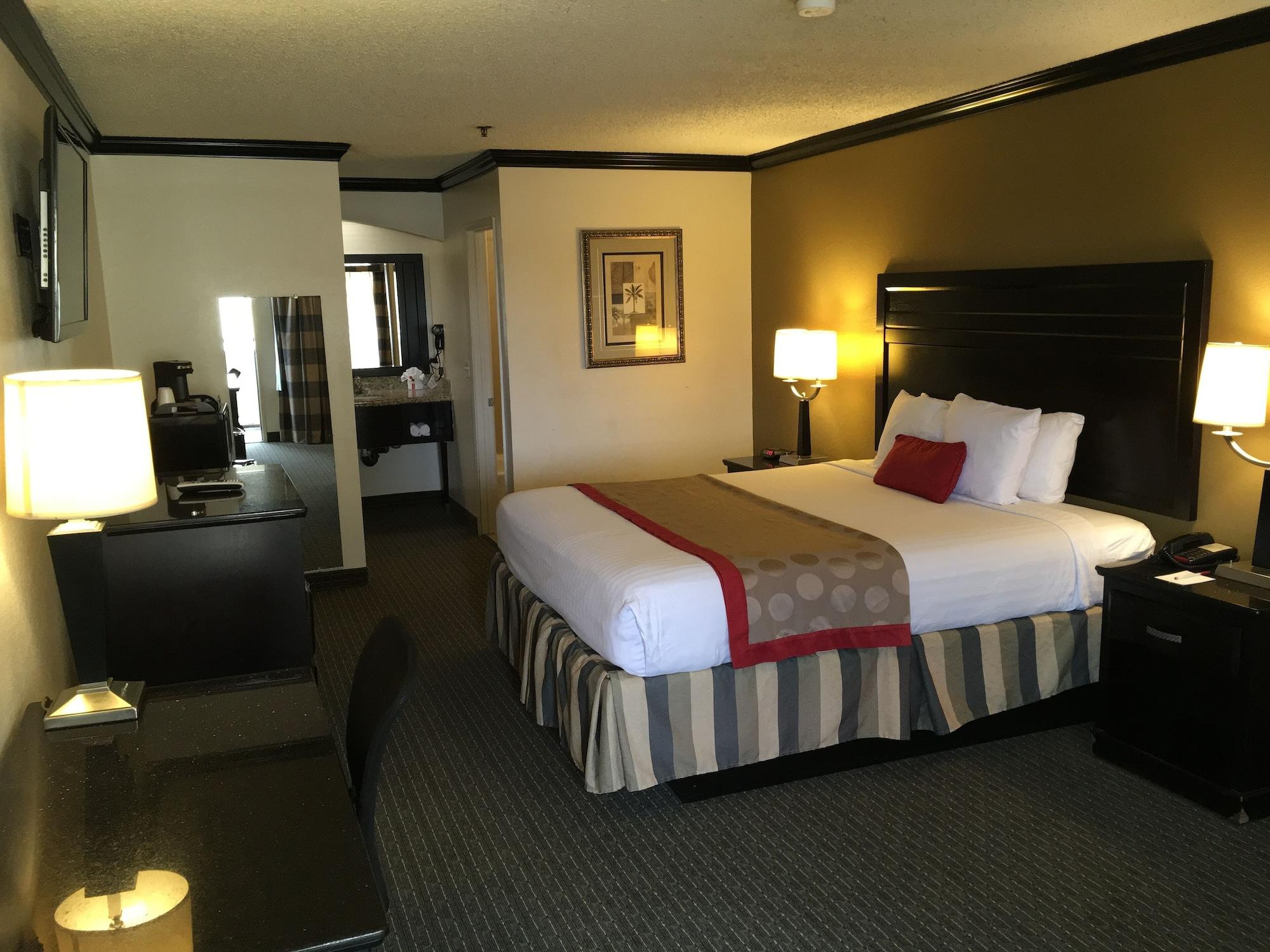 Hotel Ramada By Wyndham Ontario Exterior foto